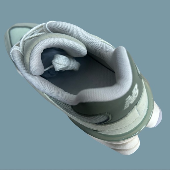 New Balance 9060 Lichen Green / Olivine. New unworn without box. - Picture 10 of 11